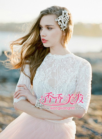 ��Ů����д������ �����е�Ψ������