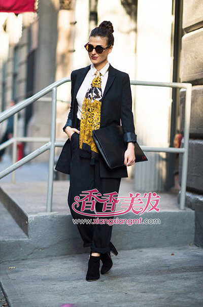 С��������ͷ���� ͹����Ů�������黳