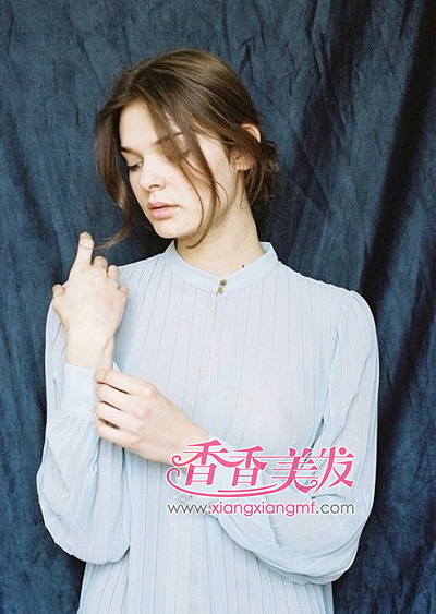 ŷ����Ů���г������� ʱ�д������з���