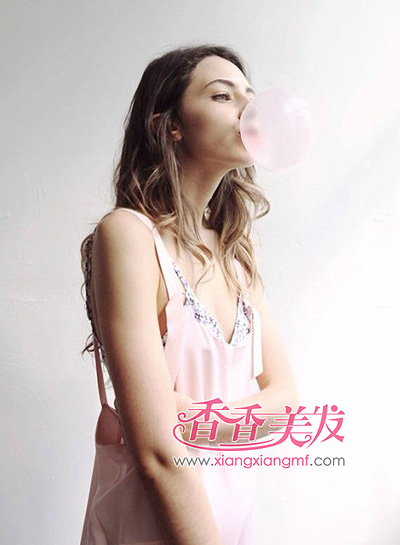 ŷ����Ů���г������� ʱ�д������з���