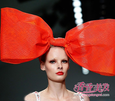 ��˼����ʱװ�ܾ��䷢�� ���︡���·���