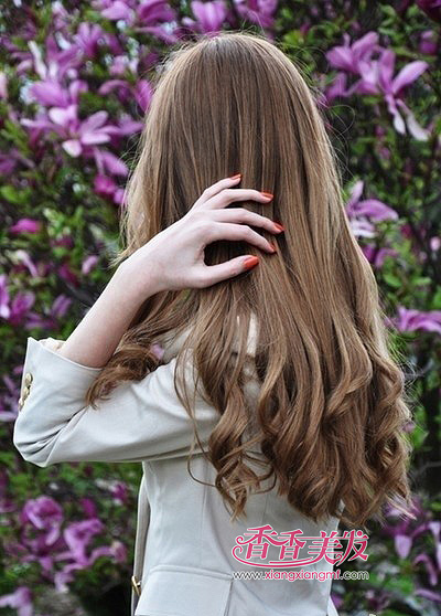 ��Ůŷ�����̷����� ʱ�ж��а�����̷�ѡ��