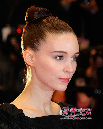 �޷�����Խ��Ů�Ǳ�־���ʹ��̵�