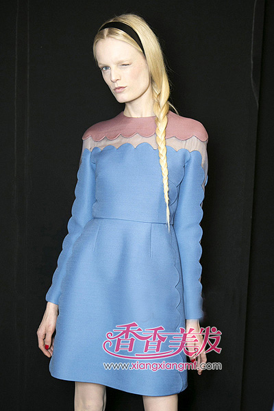 ��β�ӳ������ͱ��� �������ʹ��������Ů