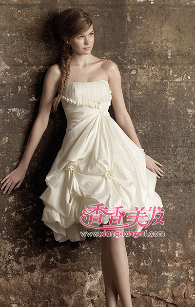 ��β�ӳ������ͱ��� �������ʹ��������Ů