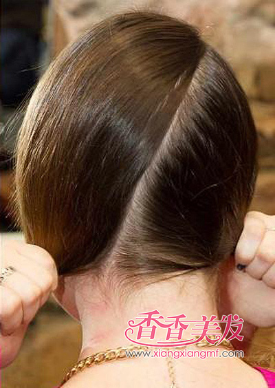 ʱ�в��ԳƱ�֯��β��DIV ������Լ������