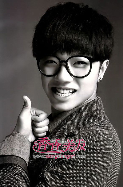 �ж̷�ѧ������ �����к� �̷�