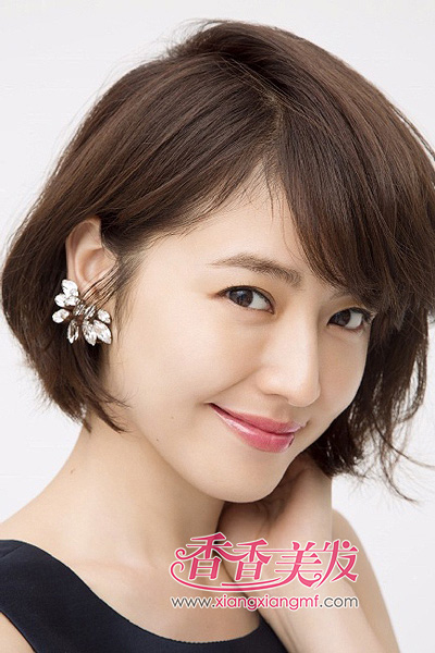 �ձ�Ů�Ƕ̷����� Ů�����ж̷�����