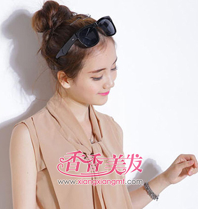 ְ��Ů�Է������ͼƬ Ůʿְ���̷�����