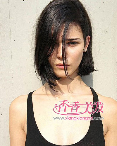 2015Ů���ж̷���ͼƬ Ů����ɫ�̷�����ͼƬ