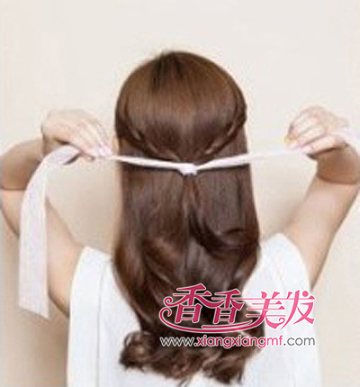 ��ʽ����ͷ������ Ů��Լ��ر�