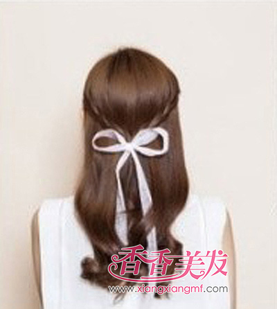 ��ʽ����ͷ������ Ů��Լ��ر�