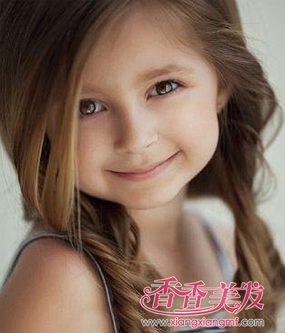 �黨��෢���� СŮ���黨�跢��ͼƬ