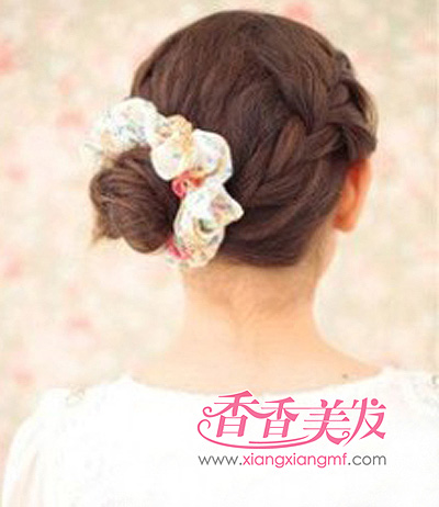 ���黨���ӷ������� 15��Ů���黨�跢����������