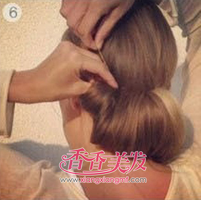 �ϰ��������ʱװģ���� �ϰ����̷�����ͼƬ