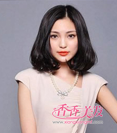 �ʺϴ�ѧŮ�����滨�̷��� �з��滨�̷���