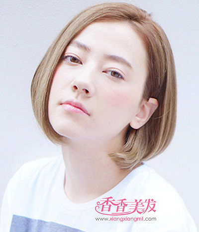 �̷�����ͷ���̳������� Ů������ͷ�̷�ǰ��Ա�ͼ