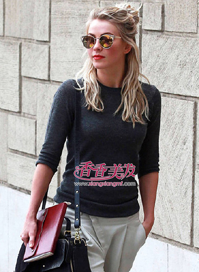 2015���з������� ����Ů��������������