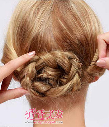 �ϰ�����ͷ�� �ϰ���ͷ������