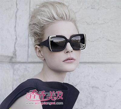 ����Ů���ʺϵķ��� ���۾�����Ů���������