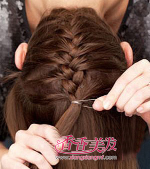 �ر�ͷ����ô������ͷ ͷ���ֳ��ֺ�������ͷ����