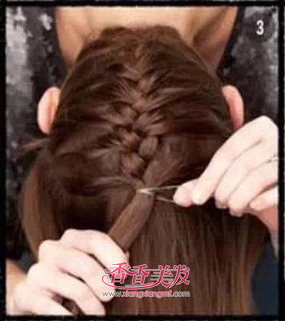 ֱ���İ���ͷ���� Ů����ֱ������ͷ����