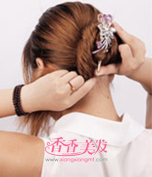 ���������ͷ�� ����̳��򵥵İ���ͷ