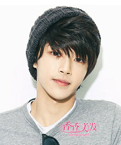 男生可爱发型 中学生男生可爱发型