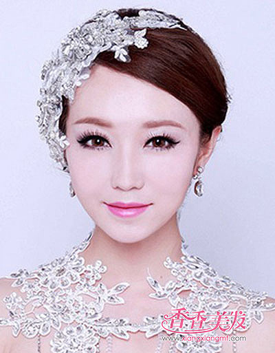 ��Բ��Ů���ʺϵ�����ױ ��Բ���ʺ�����������ױ����