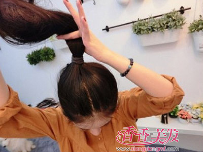 �������������ͷ Ů��������ôŪ����ͷ