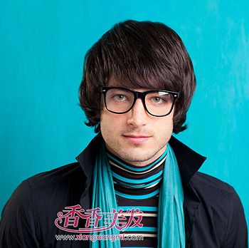 ��Բ�������ʺϵ�ͷ�� ���۾��Ĵ�Բ�������ʺ�ʲô����