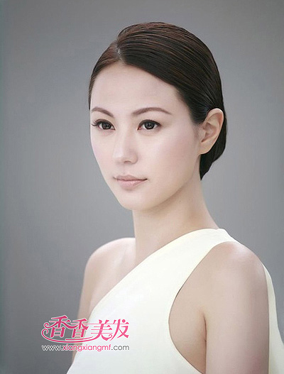 �����ͷ��ߵ�ѧ��Ů����ʲô������������ 