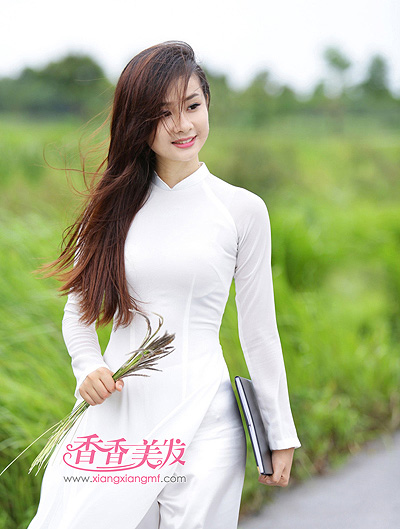 �����ͷ��ߵ�ѧ��Ů����ʲô������������ 