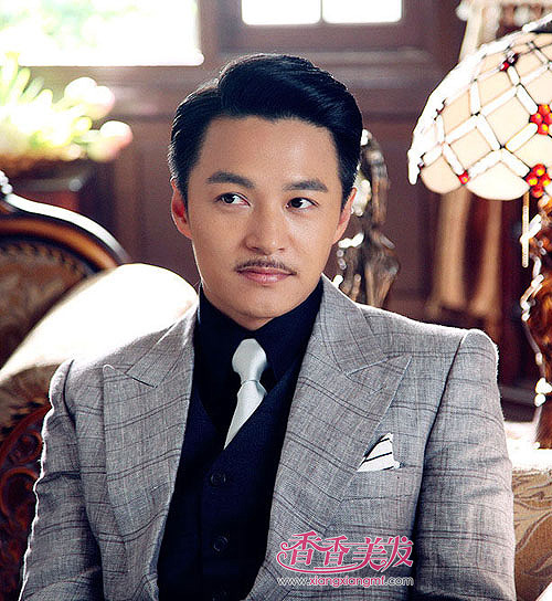 ����ɹ���ʿ��ͷ���� ���˷�ͷ���ıߺÿ�