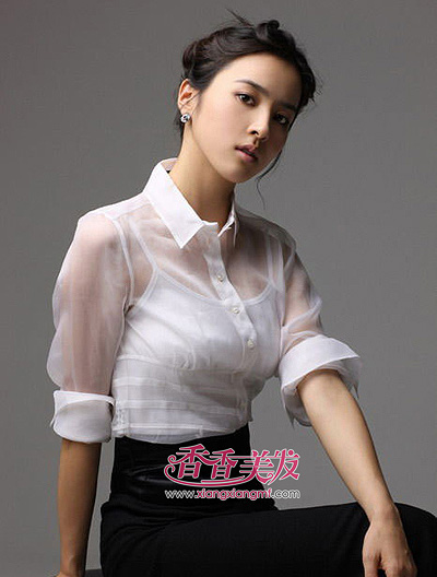 ����MM�ʺ���ʲô���� ����Ů���ʺ���ʲô����