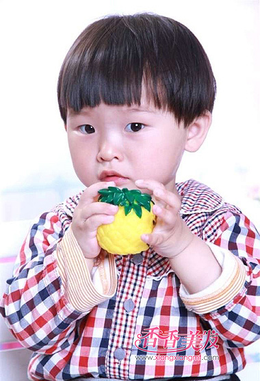 2015С�к�Ģ��ͷ���� С�к�˧������ͼƬ