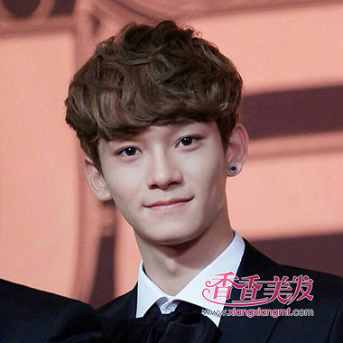 �����������Ϊ�Լ�ѡ����ͼƬ �����������Ƿ���