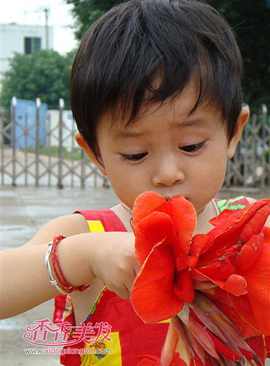 2����ͯ����ͼƬ 2���б������ʹ�ȫ