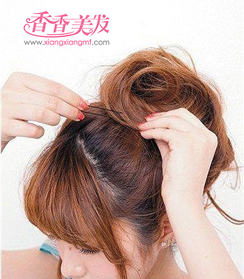 ������һ����Ƥ��������ͷ ����һ��Ƥ�����Ļ���ͷ