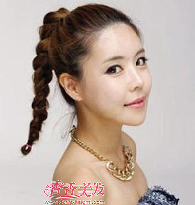 ��һ������β�м��С������ַ��� ��������β��������