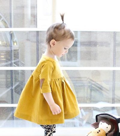 Ůͯ�����з�����β��������ߵ����� СŮ������β����