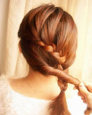 ����̳��ÿ���ѧ��ͷ�� ѧ������ͷ���ķ���