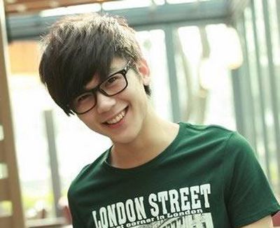 ����������ͼƬ ����������Ⱦ�ƺ�ɫ