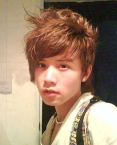 �����е�Ⱦʲô��ɫͷ����ÿ� �к���Ⱦͷ��ʲô��ɫ�ÿ�