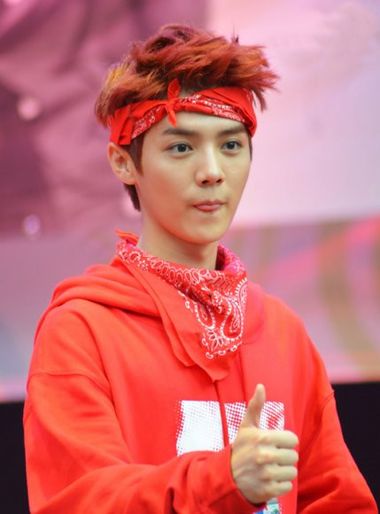 �����е�Ⱦʲô��ɫͷ����ÿ� �к���Ⱦͷ��ʲô��ɫ�ÿ�