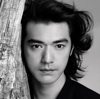 长头发男明星发型 适合男生的长头发发型