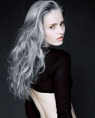 Ů���г����ʺ�Ⱦʲô��ɫ �г����з�Ⱦʲô��ɫ�ÿ�