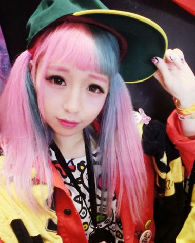 ������Ů���������뷢�͵Ĵ��� ����������Ů���������