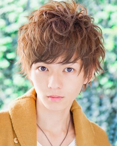 ����Ⱦͷ��ʲô��ɫ�ÿ� ˮƿ���к�ͷ��Ⱦʲô��ɫ