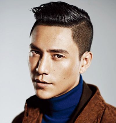 ��ʿ���߸����涼������ǰ�泤�ķ��� ��ʿ����ͷ�����м䳤ɶ����